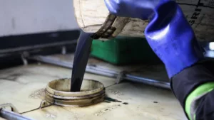 Reciclagem de Óleo Usado: Protegendo o Meio Ambiente e Promovendo a Sustentabilidade